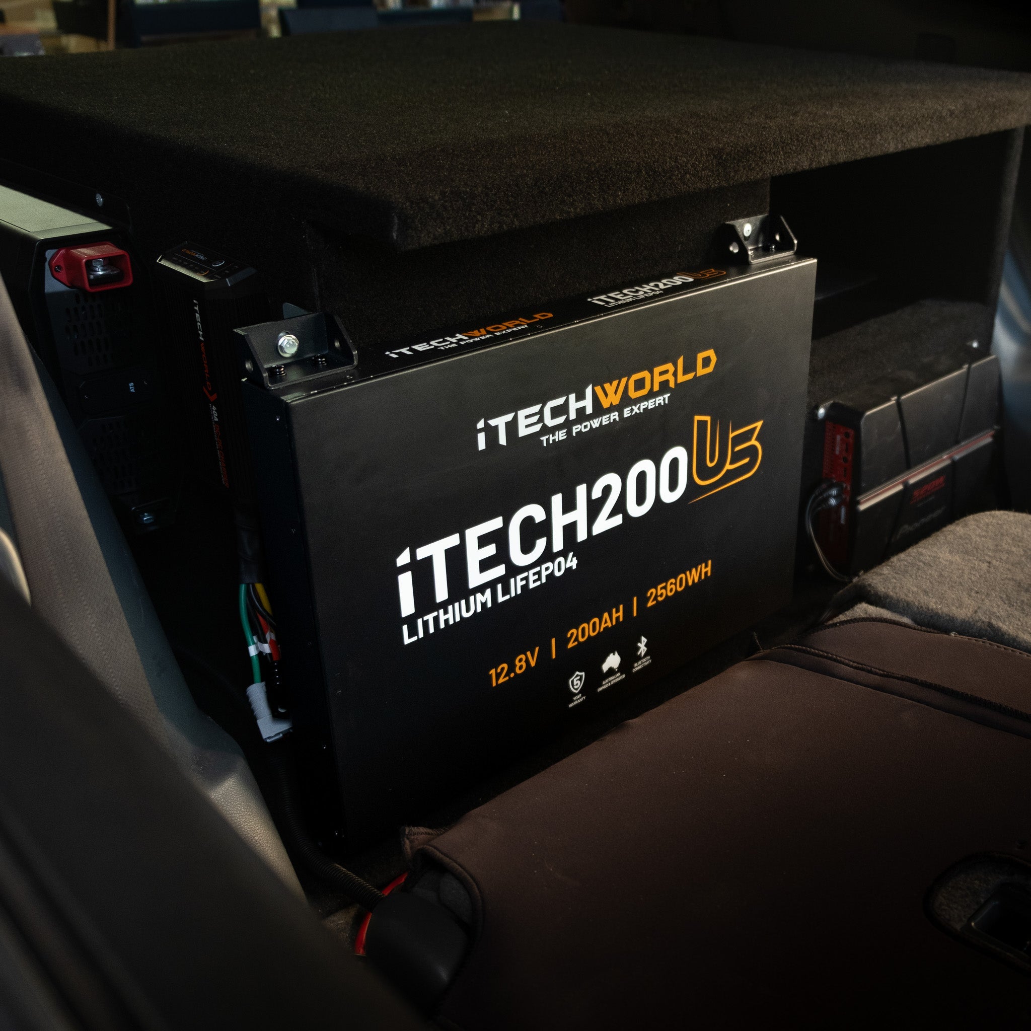 iTECH200US | Ultra Slim Deep Cycle Lithium Battery | with Bluetooth LiFePO4 200Ah