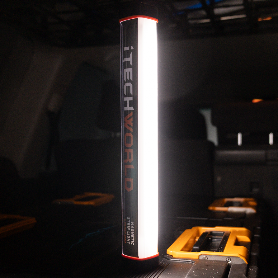 iTechworld | Magnetic LED Strip Light | 300LM